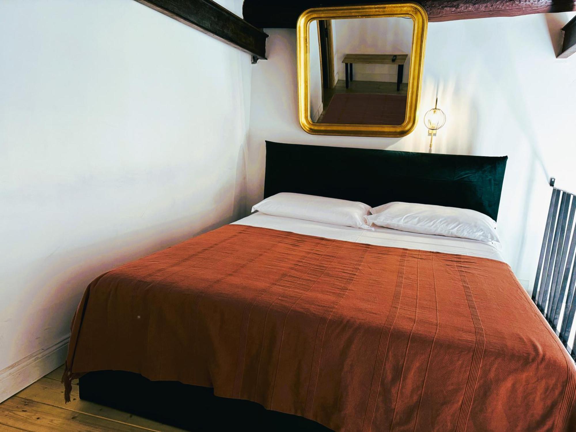 Profumo Storico Guest house Naples